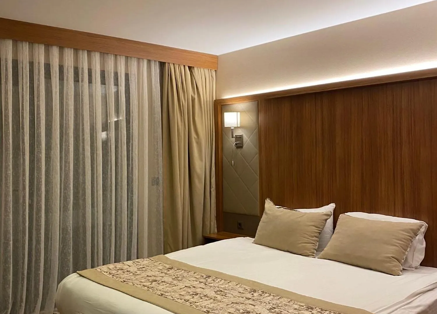 Istport Hotels Arnavutkoy 5*,